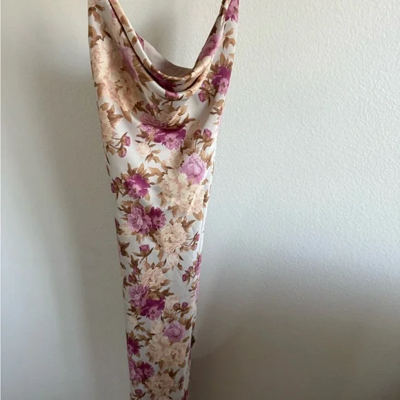 ASTR The Label Gaia Dress - Picture 2 of 6